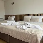 Pensión Raffe 4*