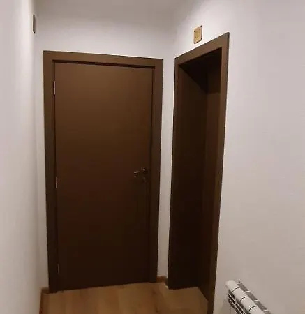 拉菲旅馆 招待所 多布里尼什特