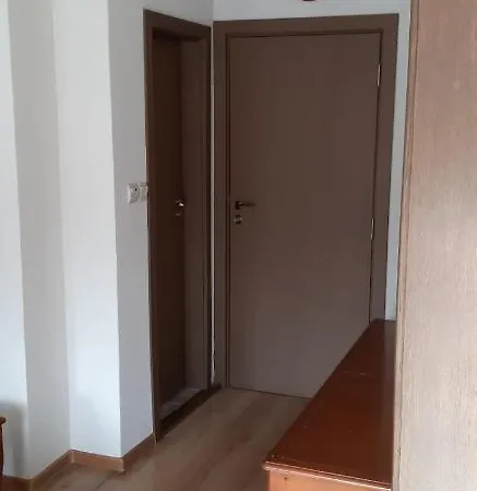 Casa de hóspedes Raffe 4*