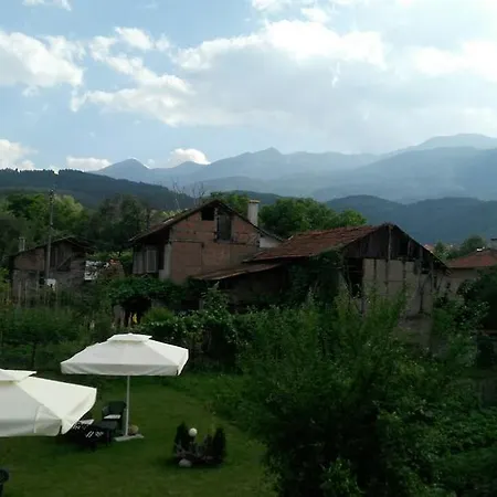 拉菲旅馆 招待所 4*