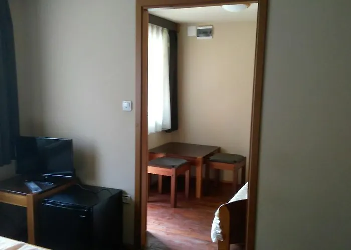 Raffe 4* 도브리니쉬트