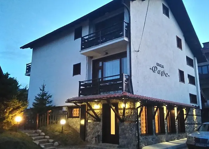 Raffe 게스트하우스 4*